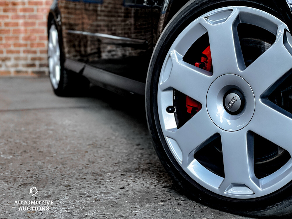 Audi S4 Avant 4.2 V8 QUATTRO 344hp 2004, ZH-913-Z.