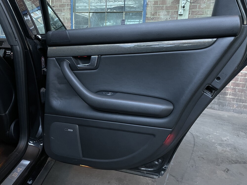 Audi S4 Avant 4.2 V8 QUATTRO 344hp 2004, ZH-913-Z.