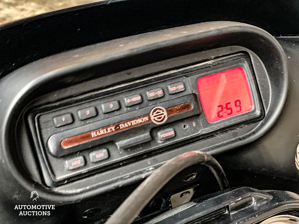 Harley Davidson FLTRI Road Glide 2004.