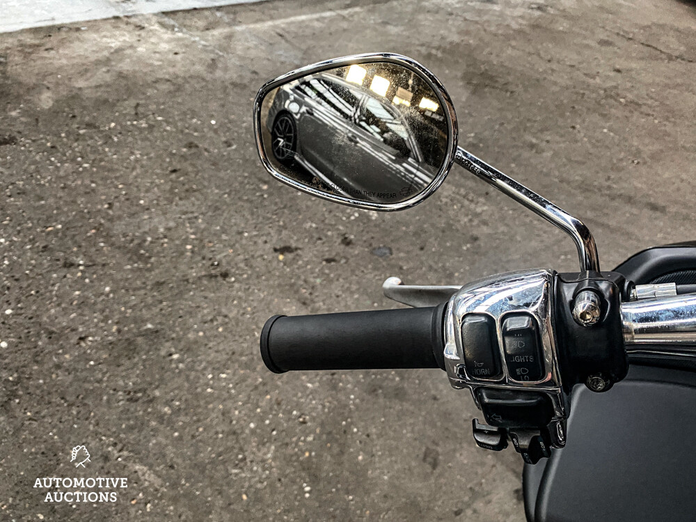 Harley Davidson FLTRI Road Glide 2004.