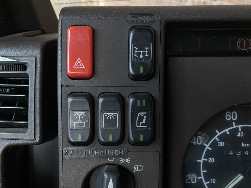 Mercedes-Benz 709D Fire Truck 93hp 1988, BX-12-LK.