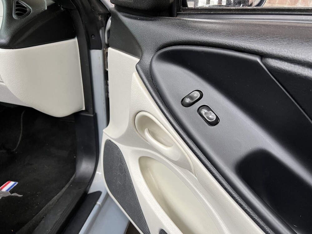 Ford Mustang GT5.0 V8 Convertible 218 1996, 32-PG-HF.