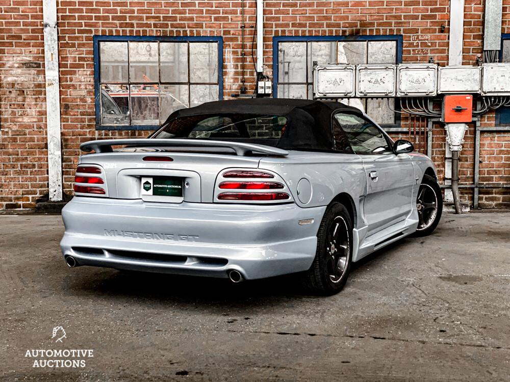 Ford Mustang GT5.0 V8 Convertible 218 1996, 32-PG-HF.