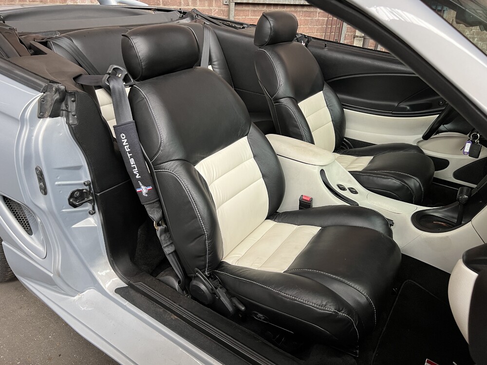 Ford Mustang GT5.0 V8 Convertible 218 1996, 32-PG-HF.