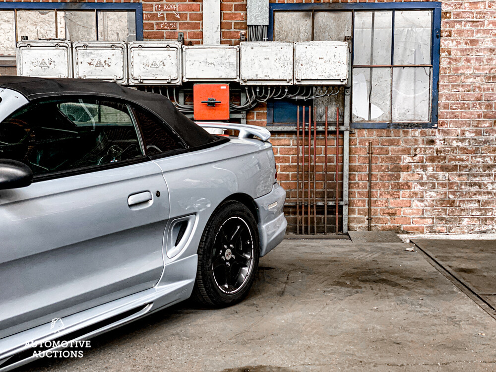 Ford Mustang GT5.0 V8 Convertible 218 1996, 32-PG-HF.