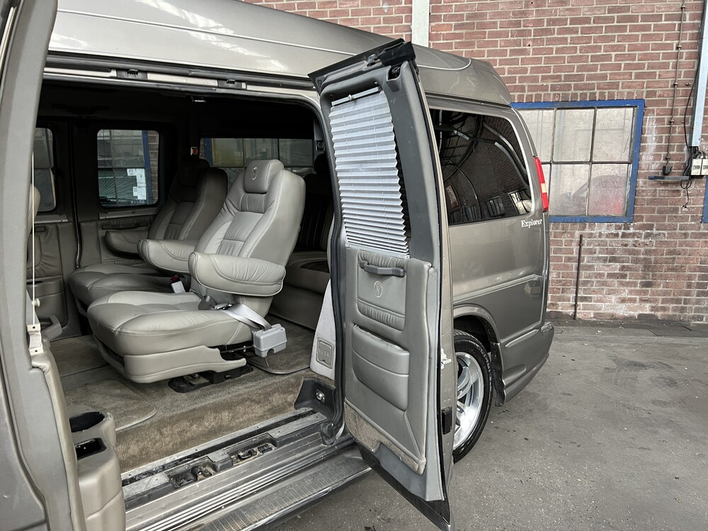 G.m.C. Savana Camper Van 2008 GMC.