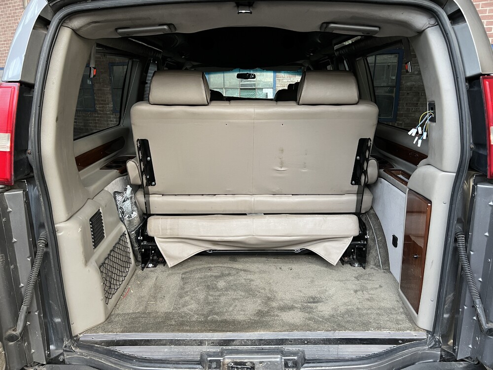 G.m.C. Savana Camper Van 2008 GMC.