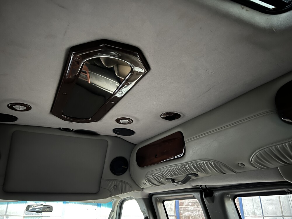 G.m.C. Savana Camper Van 2008 GMC.