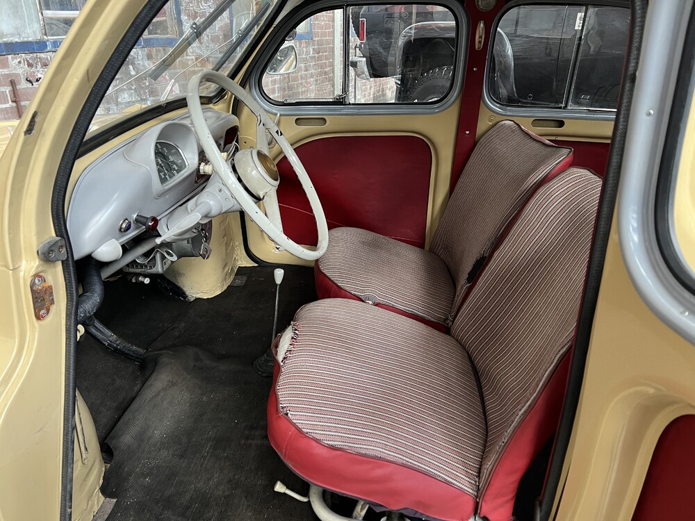 Renault 4 CV R 1062 Sport 22hp 1961.