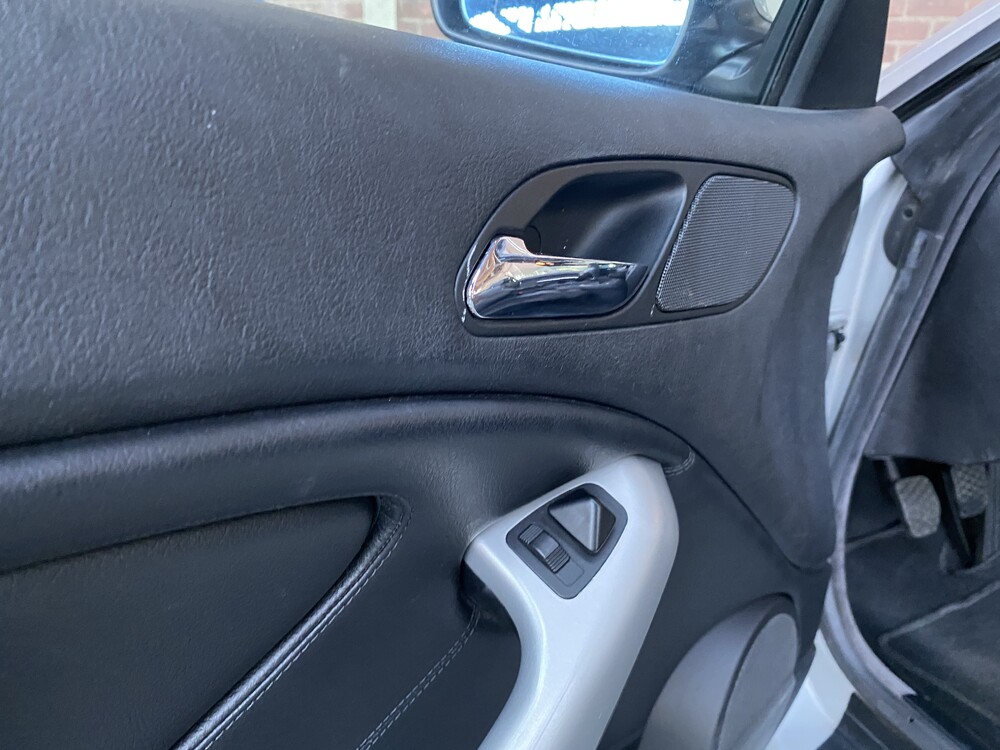 BMW 318Ci Executive 3 Series Convertible 143hp 2003 -Org. NL-, 04-LJ-KP.