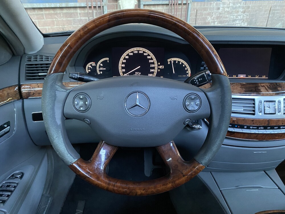 Mercedes-Benz S350 272hp 2006 S-Class.