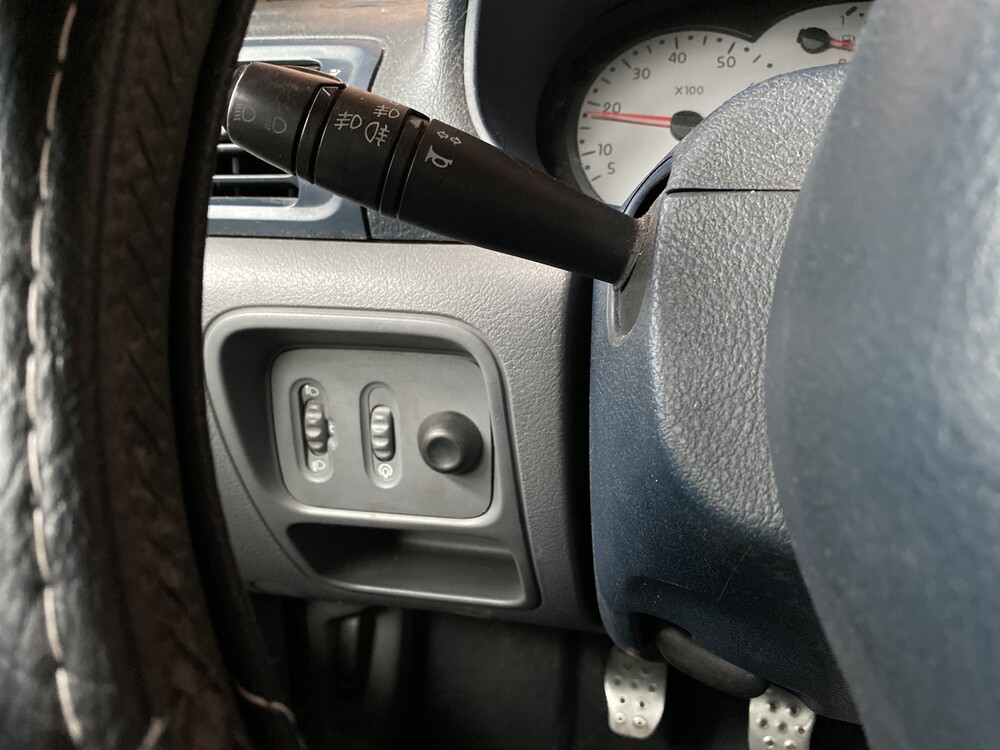 Renault Clio RS 2.0 169hp 2000 -Org. NL-, 33-GB-HS.