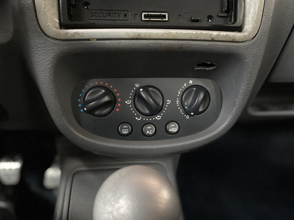 Renault Clio RS 2.0 169hp 2000 -Org. NL-, 33-GB-HS.