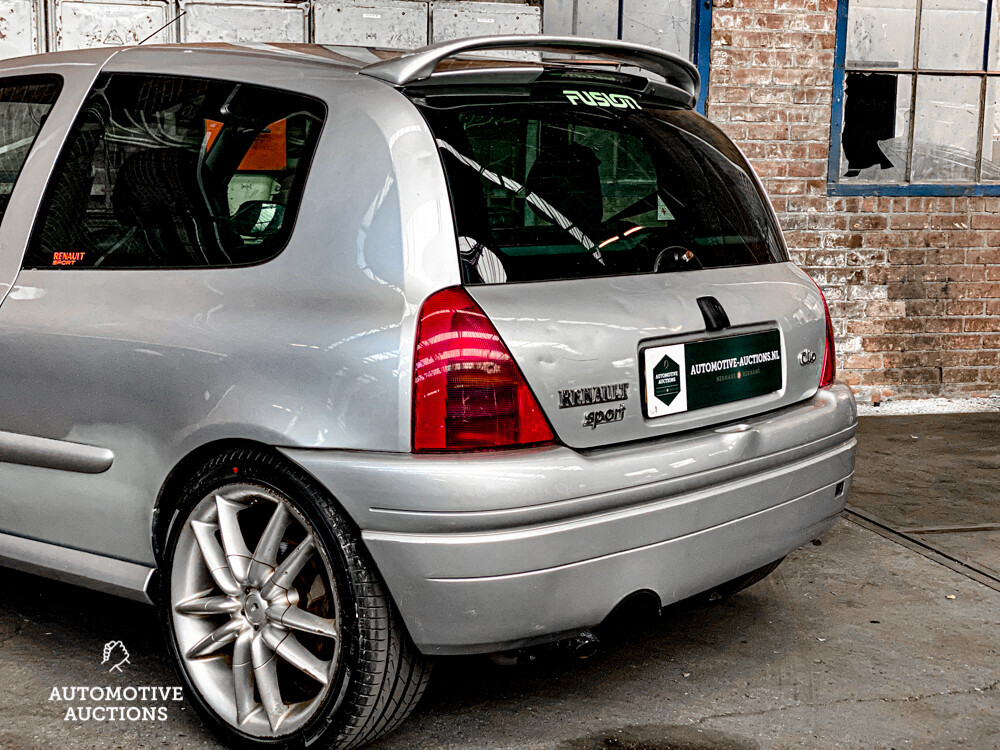 Renault Clio RS 2.0 169hp 2000 -Org. NL-, 33-GB-HS.