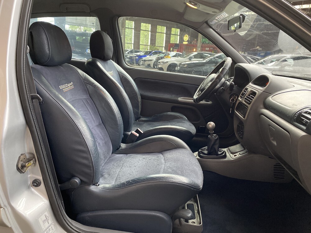 Renault Clio RS 2.0 169hp 2000 -Org. NL-, 33-GB-HS.