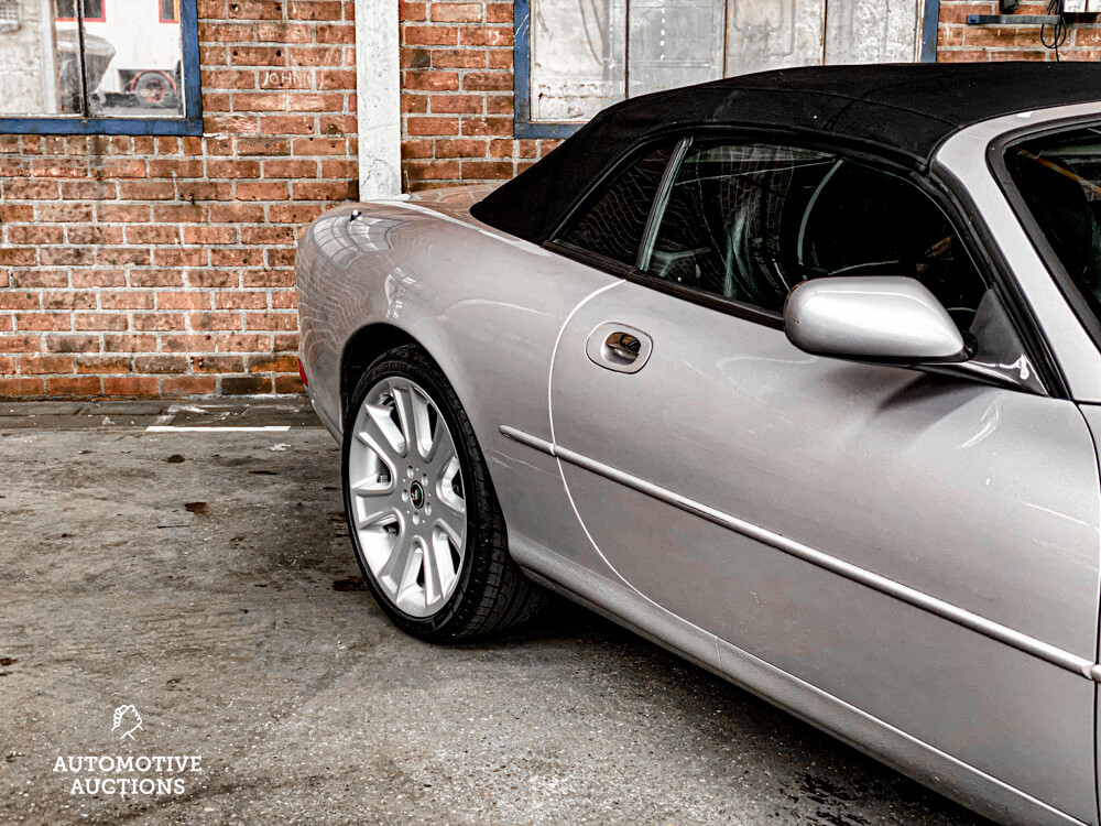 Jaguar XKR 4.0 V8 Convertible 294hp 2000, 41-JXB-2.