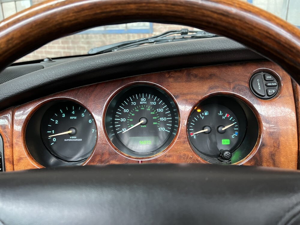 Jaguar XKR 4.0 V8 Convertible 294hp 2000, 41-JXB-2.