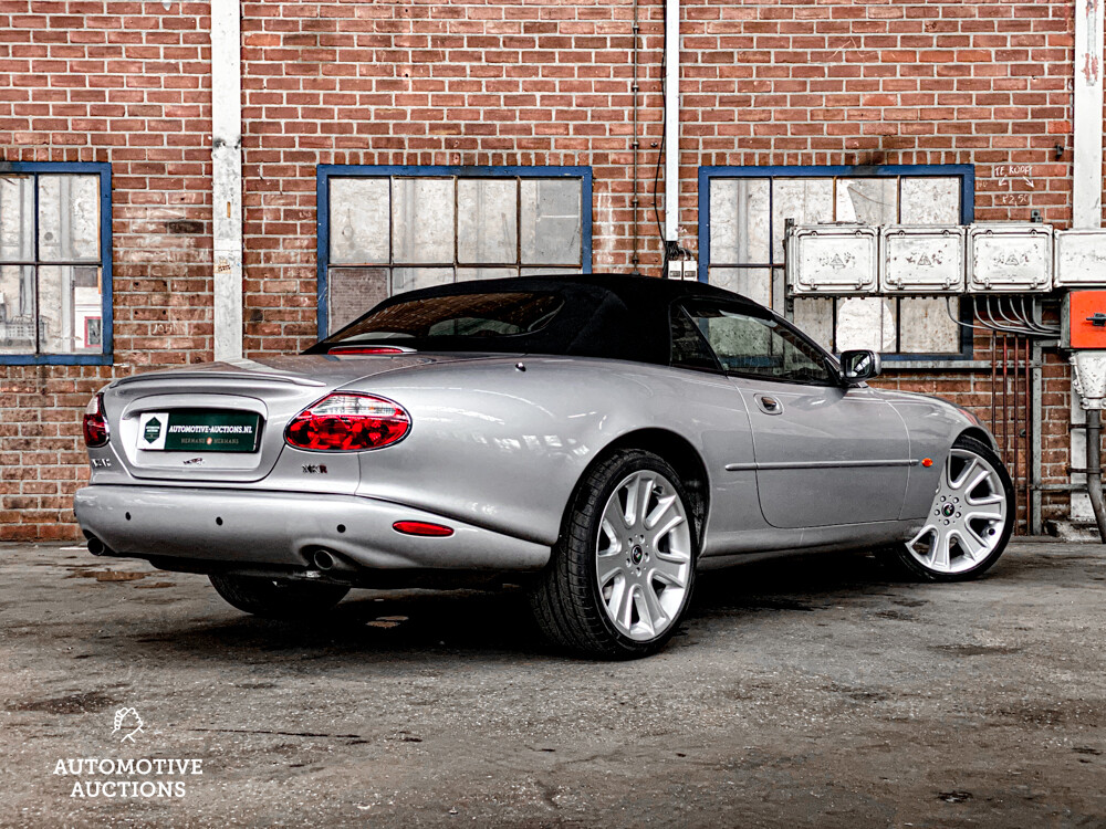 Jaguar XKR 4.0 V8 Convertible 294hp 2000, 41-JXB-2.