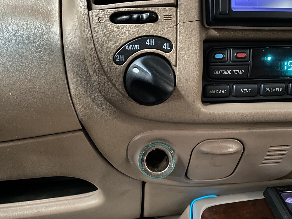 Lincoln Navigator 5.4 V8 230hp 1999, 37-DT-TF.