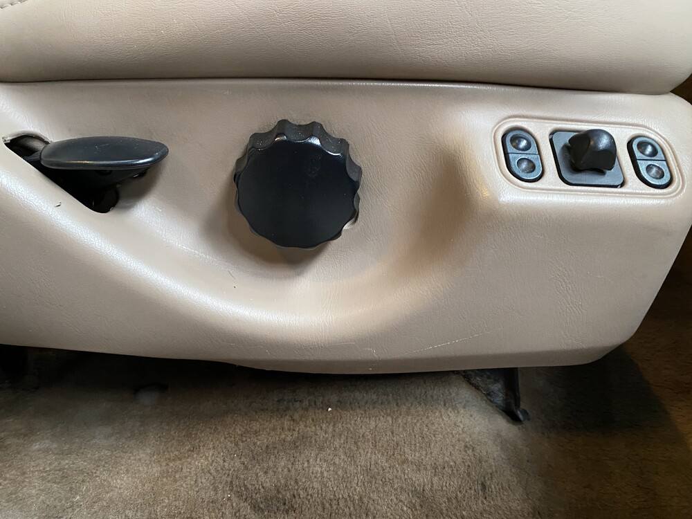 Lincoln Navigator 5.4 V8 230hp 1999, 37-DT-TF.