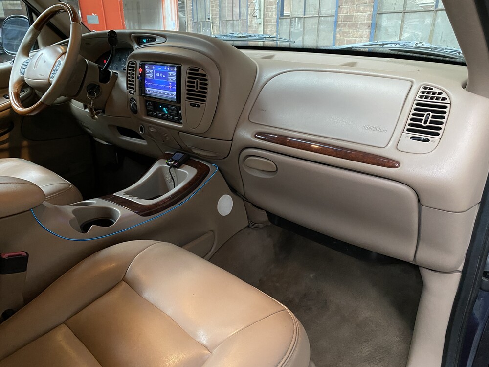 Lincoln Navigator 5.4 V8 230hp 1999, 37-DT-TF.