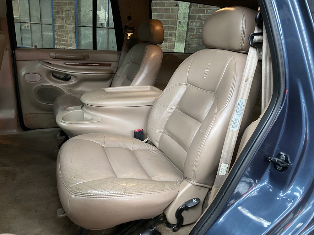 Lincoln Navigator 5.4 V8 230hp 1999, 37-DT-TF.