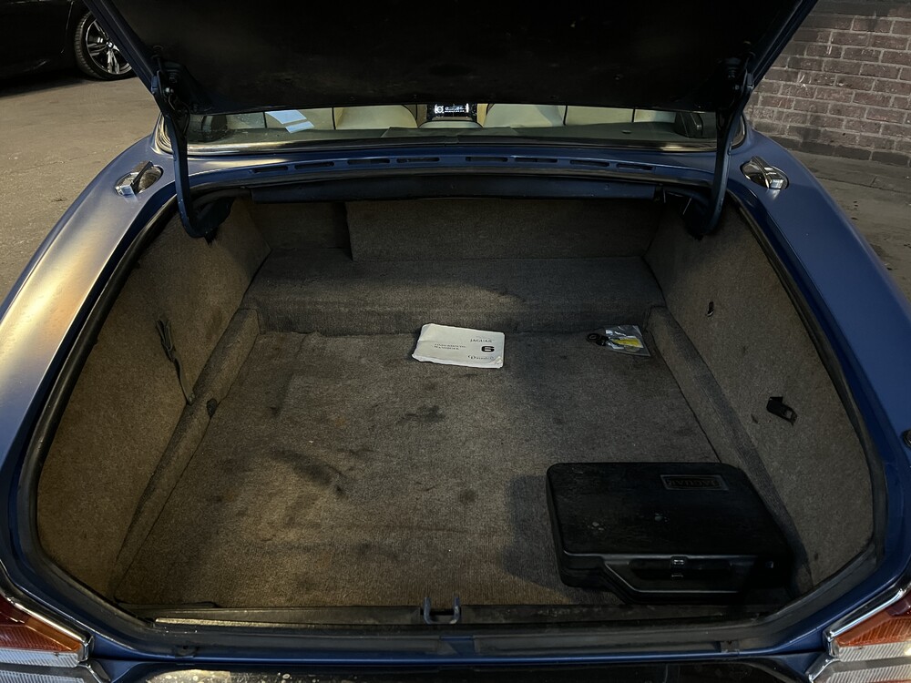 Jaguar XJ Sovereign 4.2 -XJR6 Engine- 400hp 1983, 64-HKV-1.