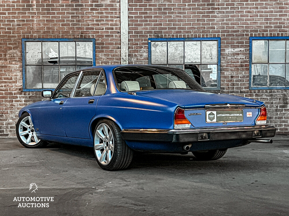 Jaguar XJ Sovereign 4.2 -XJR6 Engine- 400hp 1983, 64-HKV-1.