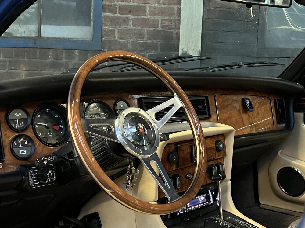 Jaguar XJ Sovereign 4.2 -XJR6 Engine- 400hp 1983, 64-HKV-1.