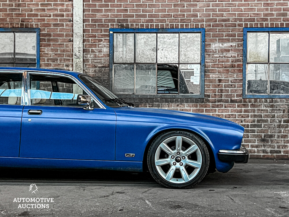 Jaguar XJ Sovereign 4.2 -XJR6 Engine- 400hp 1983, 64-HKV-1.