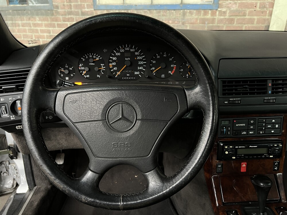Mercedes-Benz 300SL-24 SL-Class 231hp 1993, GF-ST-10.