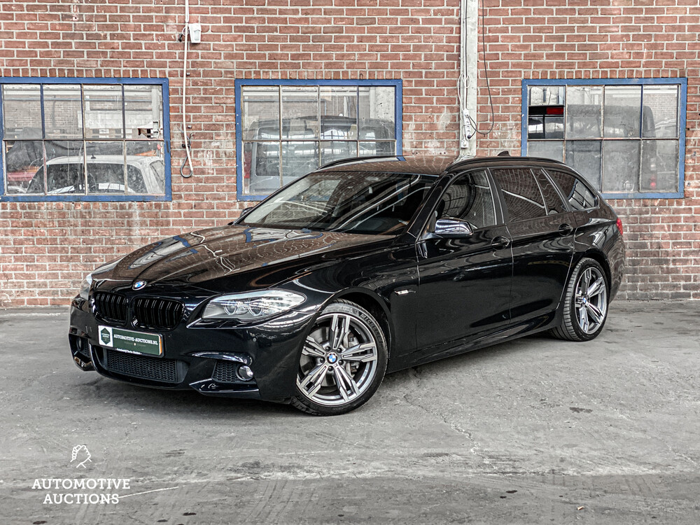 BMW 535d Touring High Executive FACELIFT 299hp 2010 5-Series, J-061-BD.
