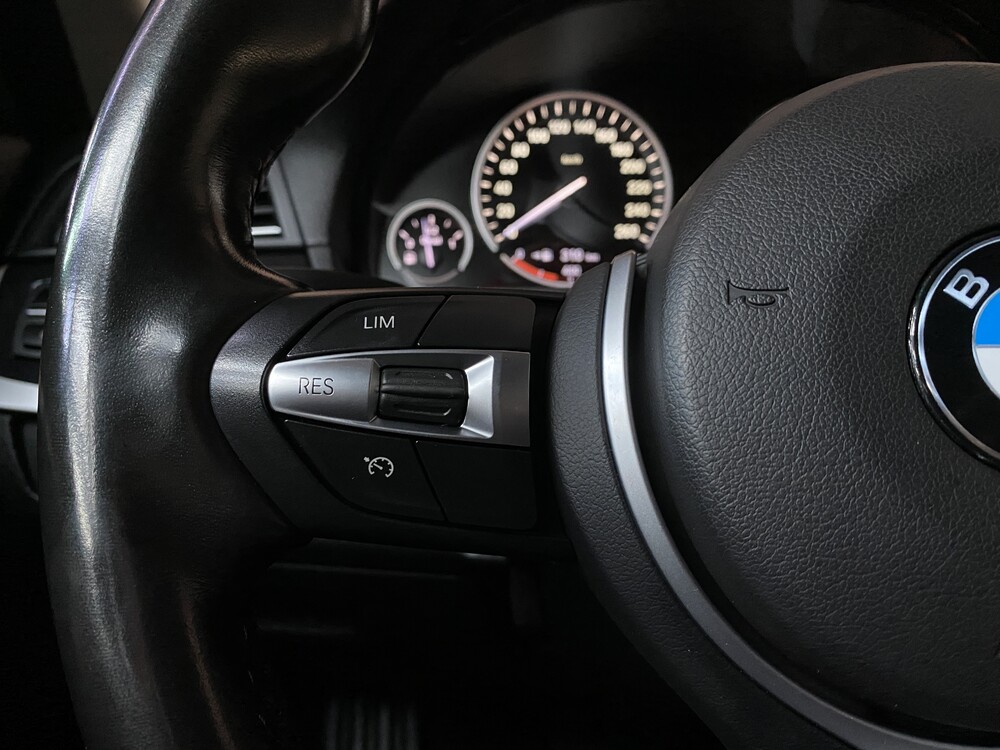 BMW 535d Touring High Executive FACELIFT 299hp 2010 5-Series, J-061-BD.