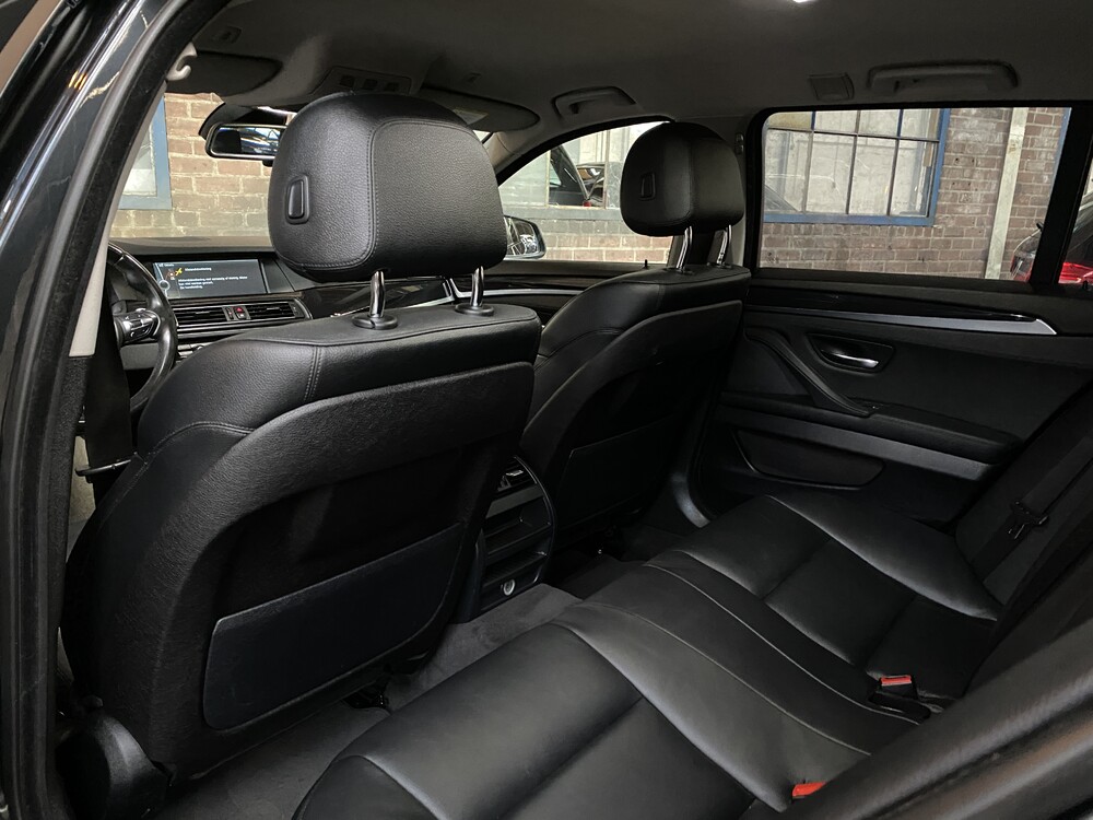 BMW 535d Touring High Executive FACELIFT 299hp 2010 5-Series, J-061-BD.