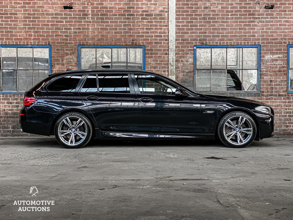 BMW 535d Touring High Executive FACELIFT 299hp 2010 5-Series, J-061-BD.