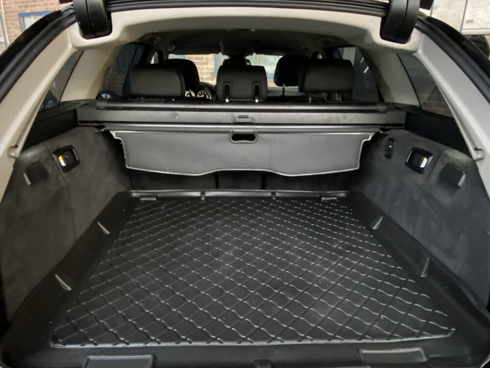 BMW 535d Touring High Executive FACELIFT 299hp 2010 5-Series, J-061-BD.