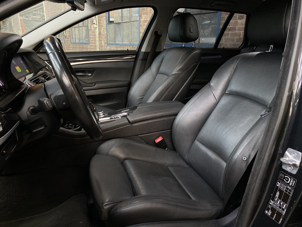 BMW 535d Touring High Executive FACELIFT 299hp 2010 5-Series, J-061-BD.