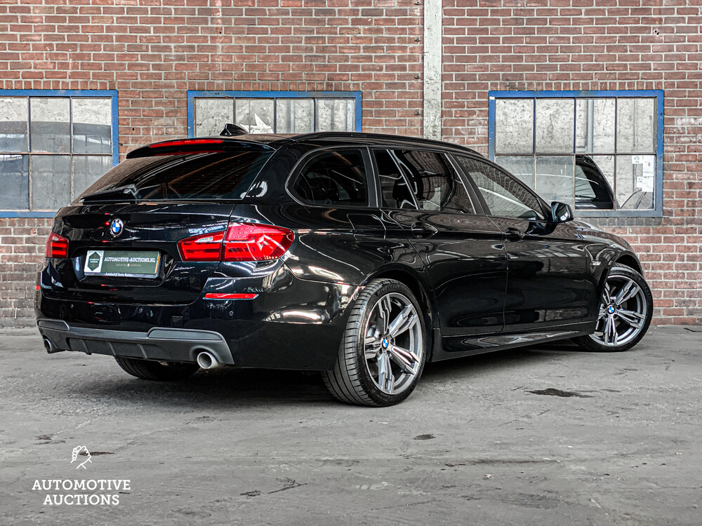 BMW 535d Touring High Executive FACELIFT 299hp 2010 5-Series, J-061-BD.