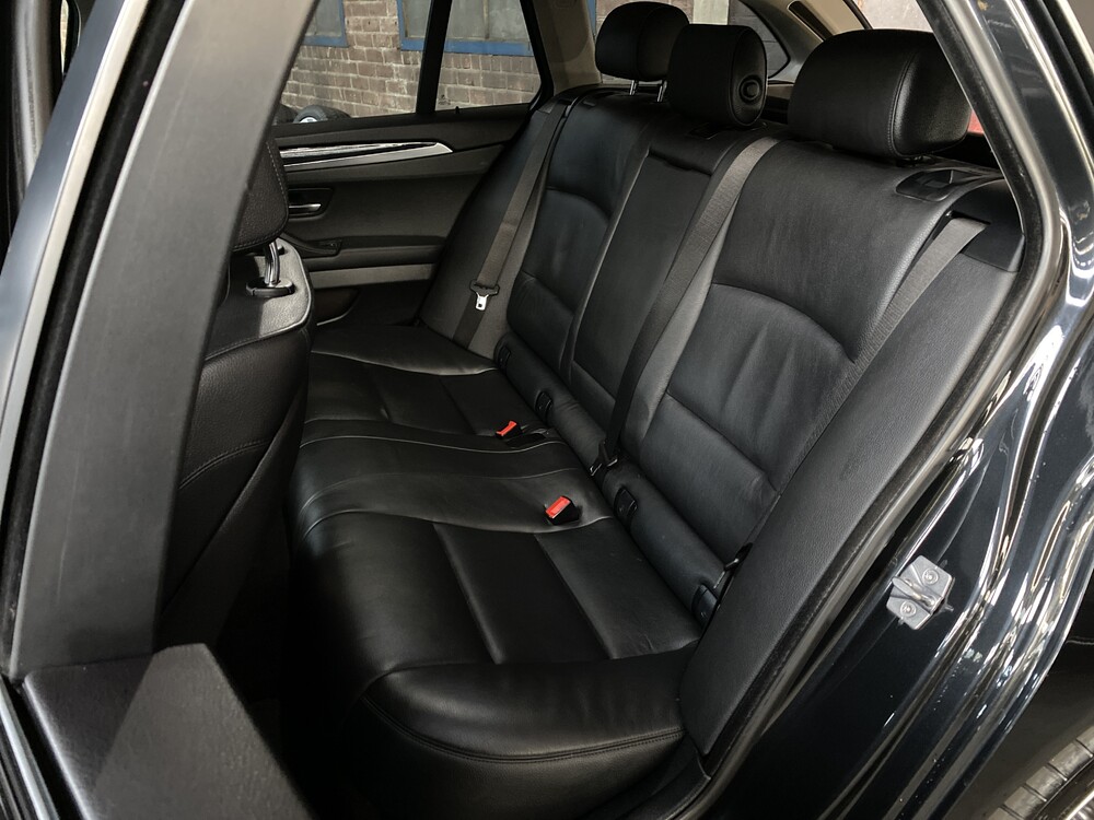 BMW 535d Touring High Executive FACELIFT 299hp 2010 5-Series, J-061-BD.