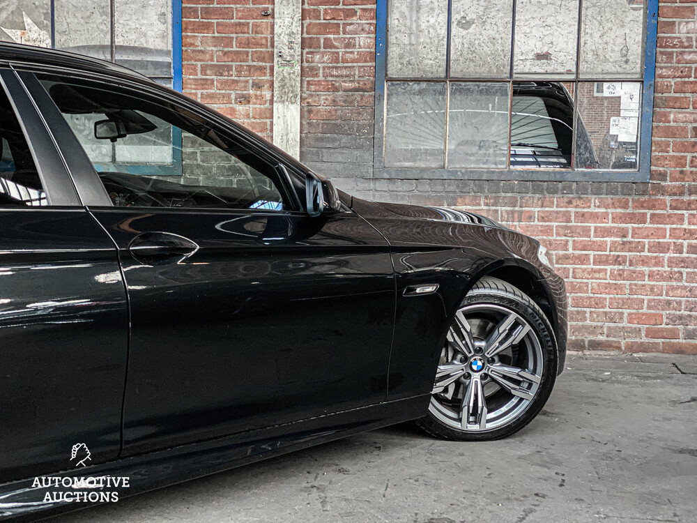 BMW 535d Touring High Executive FACELIFT 299hp 2010 5-Series, J-061-BD.