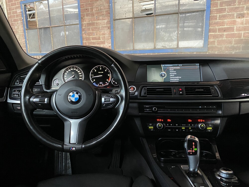 BMW 535d Touring High Executive FACELIFT 299hp 2010 5-Series, J-061-BD.