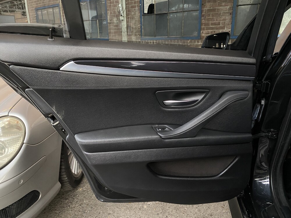 BMW 535d Touring High Executive FACELIFT 299hp 2010 5-Series, J-061-BD.