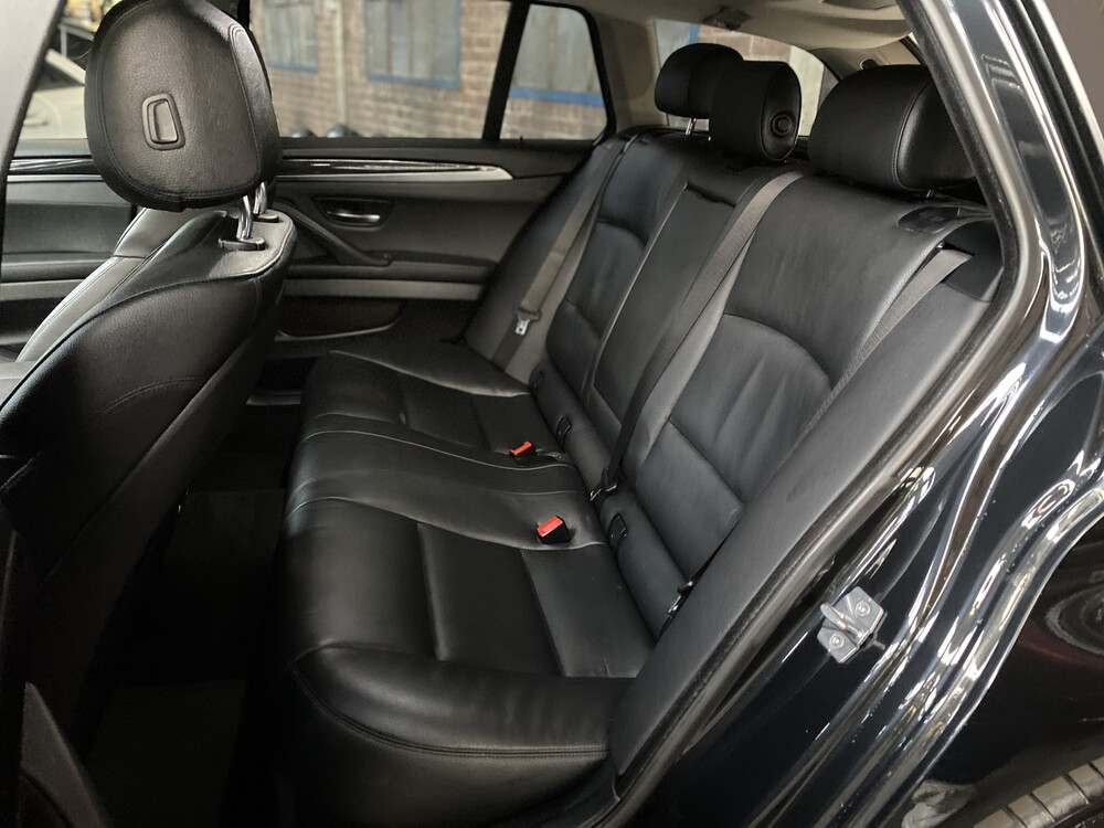 BMW 535d Touring High Executive FACELIFT 299hp 2010 5-Series, J-061-BD.