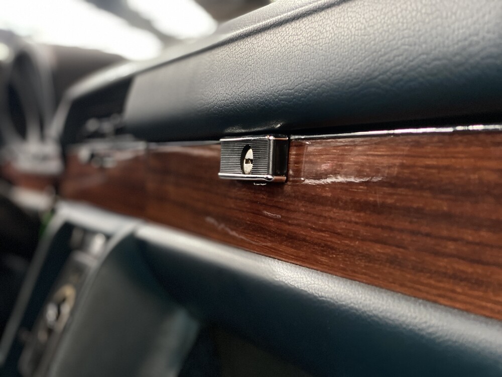 Mercedes-Benz 280S W116 160hp 1974 S-Class, 99-YD-68.