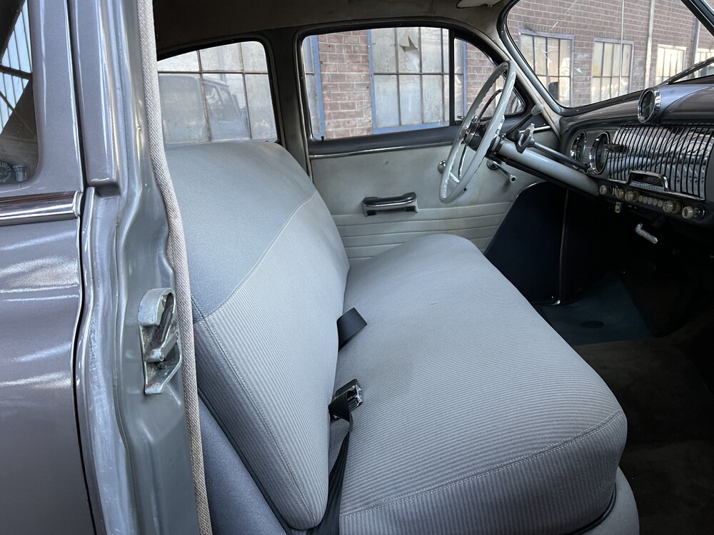 Chevrolet Deluxe Powerglide 1951, 32-XL-66.