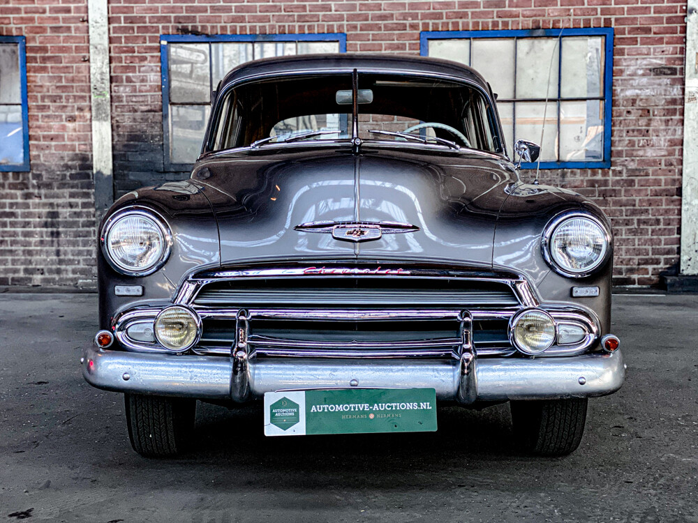 Chevrolet Deluxe Powerglide 1951, 32-XL-66.