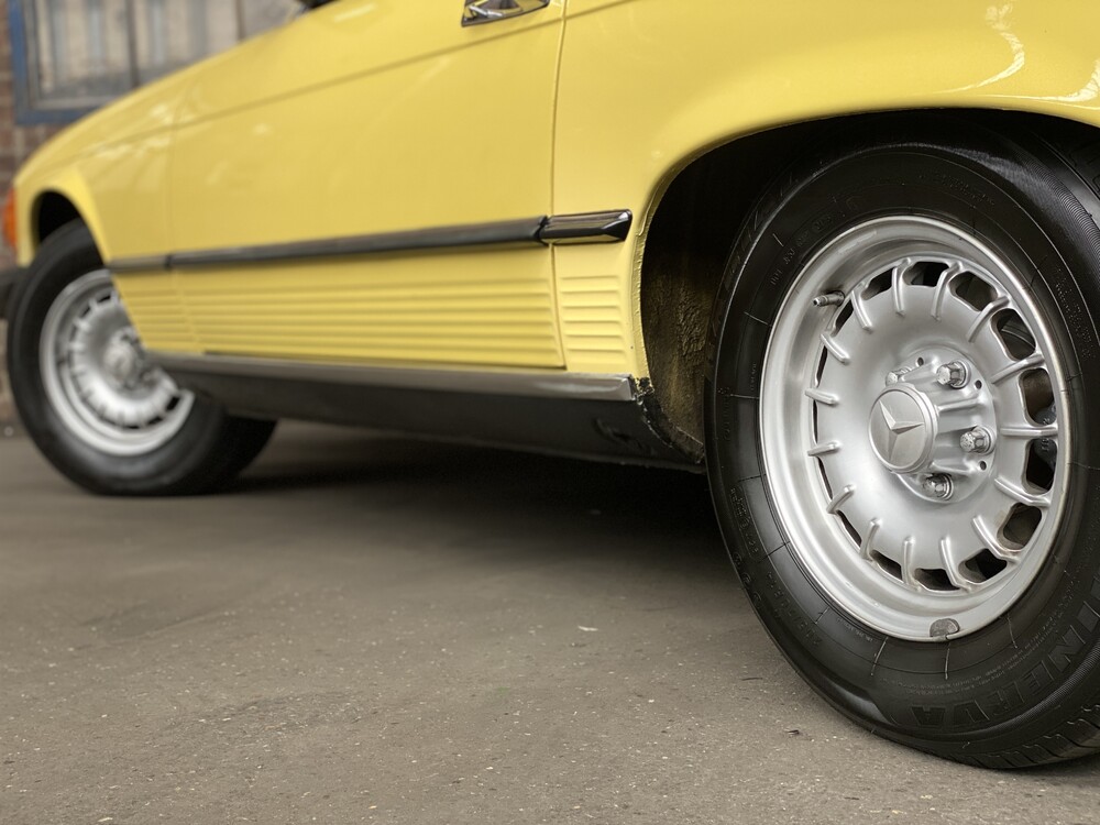 Mercedes-Benz SL380 V8 Convertible 204 HP 1982.