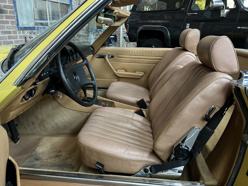 Mercedes-Benz SL380 V8 Convertible 204 HP 1982.