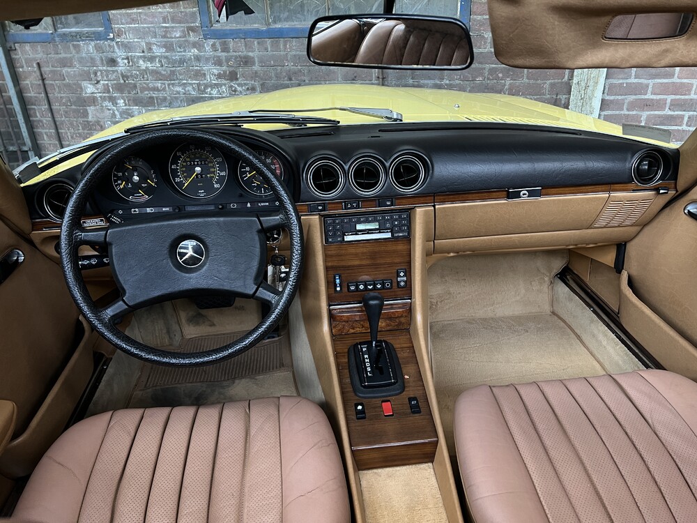 Mercedes-Benz SL380 V8 Convertible 204 HP 1982.