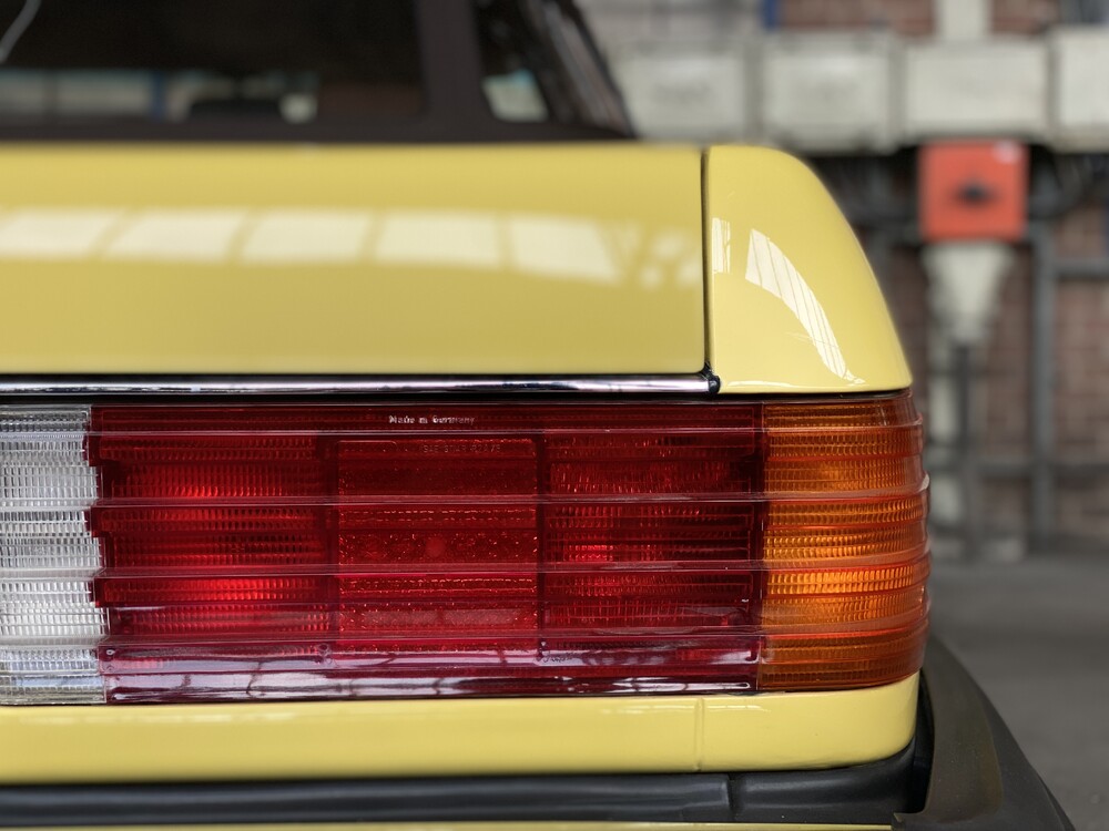 Mercedes-Benz SL380 V8 Convertible 204 HP 1982.